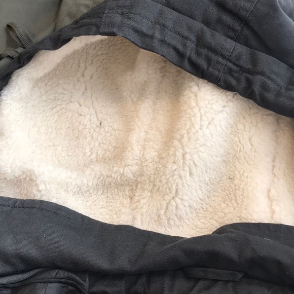 Celebrity Pink hooded cargo jacket - Picture 7 of 7